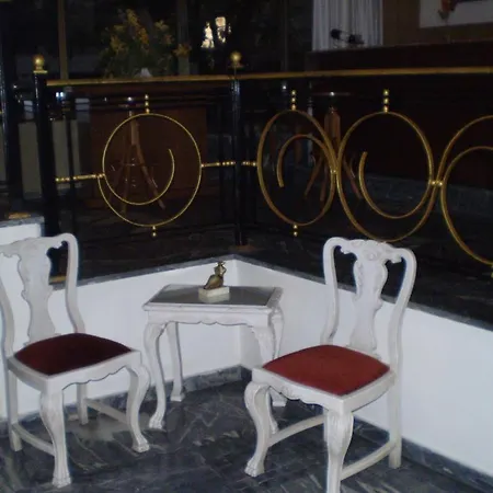 Asteras فندق 3*
