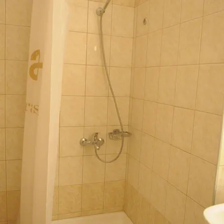 فندق Asteras لاريسا